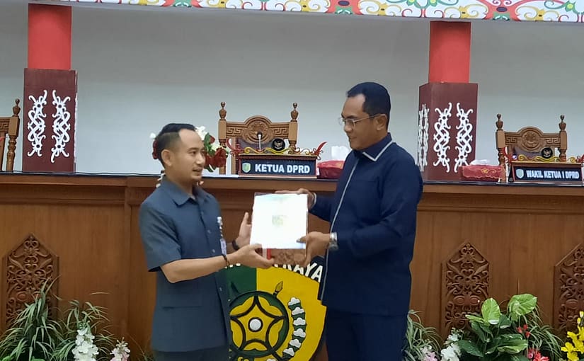 Sampaikan RAPBD 2023, Fairid Ingatkan OPD Bekerja Keras
