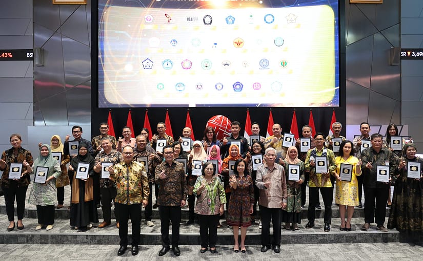 4 Sekolah Kalteng Terima Penghargaan Galeri Investasi Bursa Efek Indonesia
